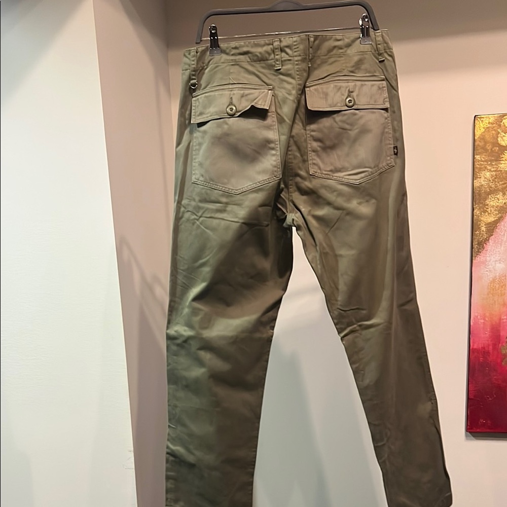 Alpha Industries Men's Olive Green Pants - Picture 4 of 4